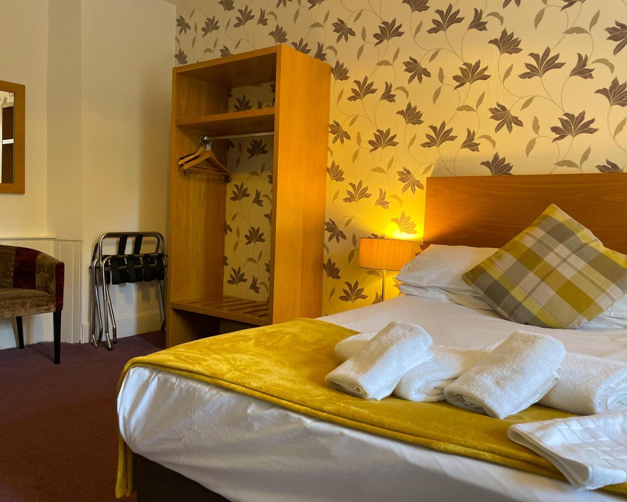The Speyside Hotel And Restaurant Grantown-on-Spey Zewnętrze zdjęcie