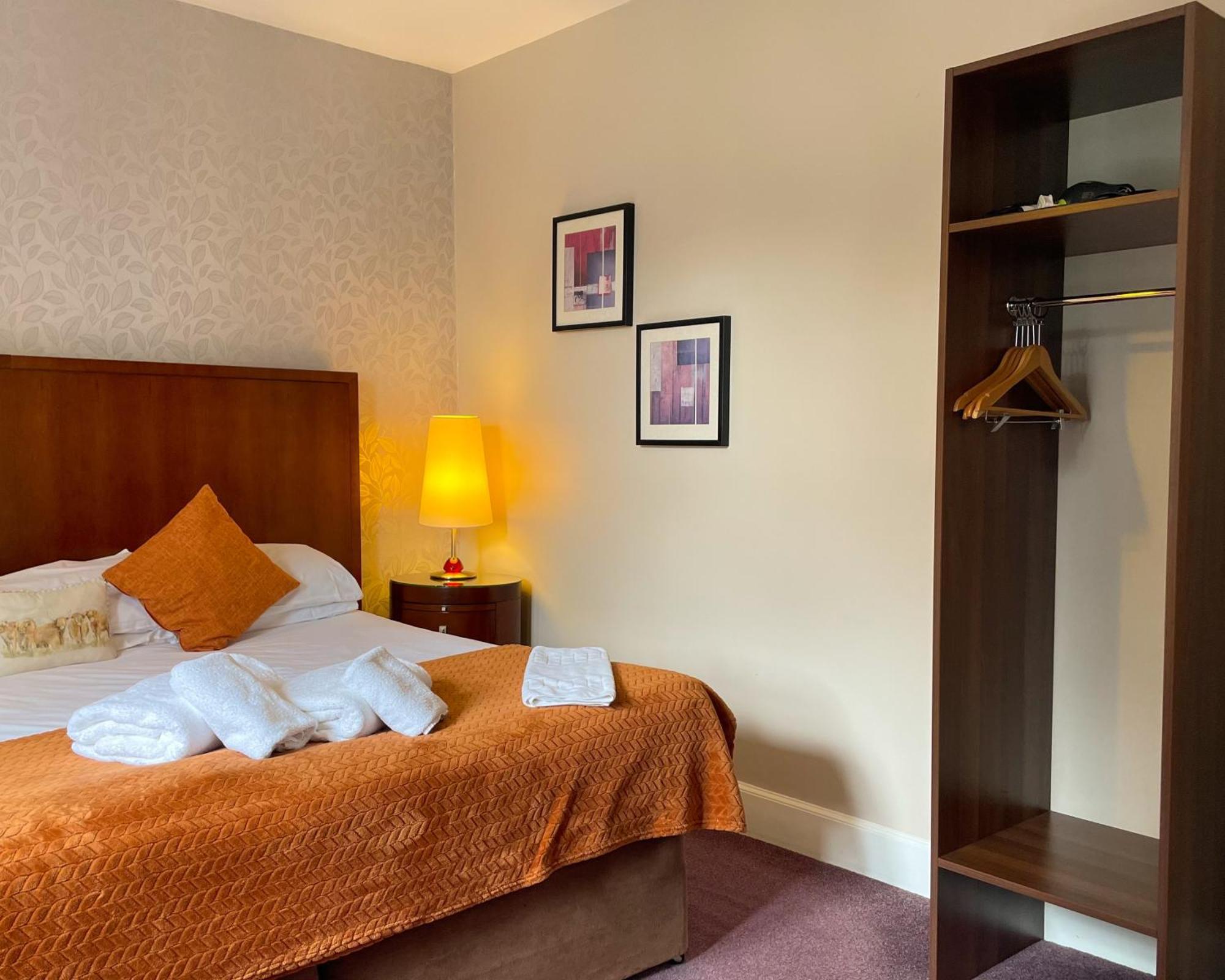 The Speyside Hotel And Restaurant Grantown-on-Spey Zewnętrze zdjęcie